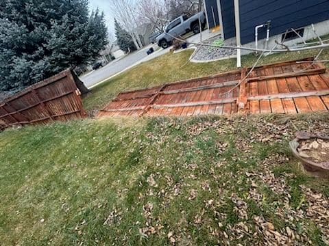 Gallery photos for Fence Repair After Severe Weather: Image #3