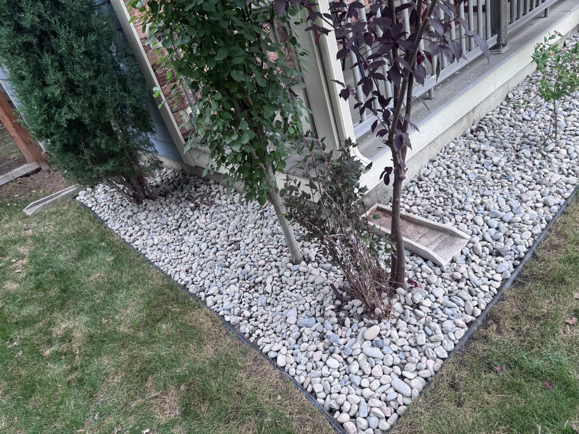 Gallery photos for Rock Bed Refresh That Actually Keeps Weeds Out: Image #4